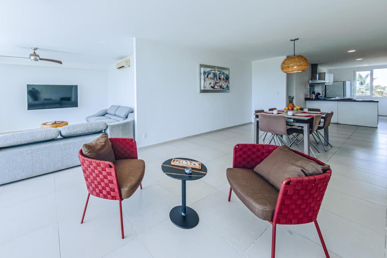 New Beachfront Luxury Apartments Cancún Kültér fotó