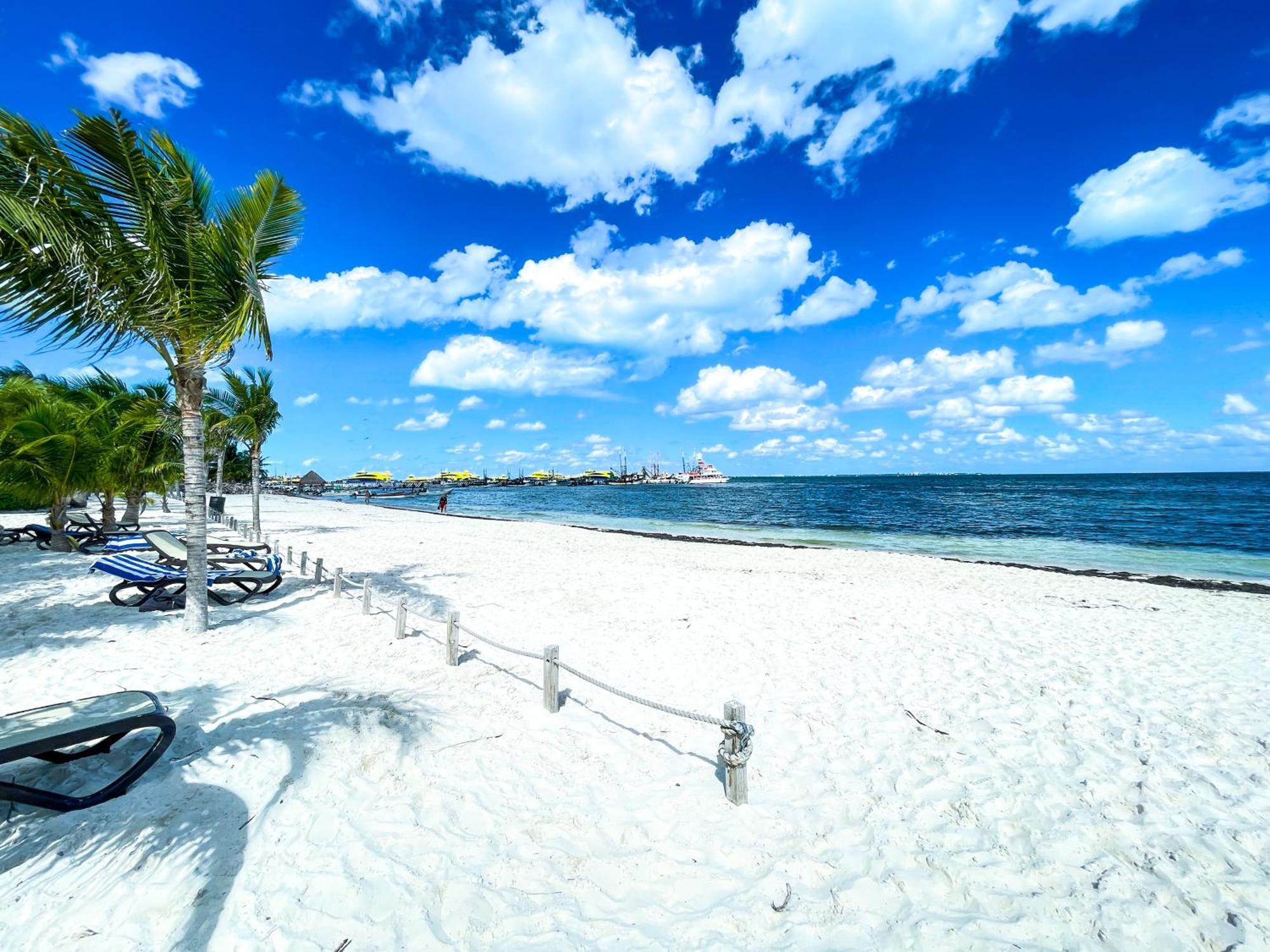 New Beachfront Luxury Apartments Cancún Kültér fotó