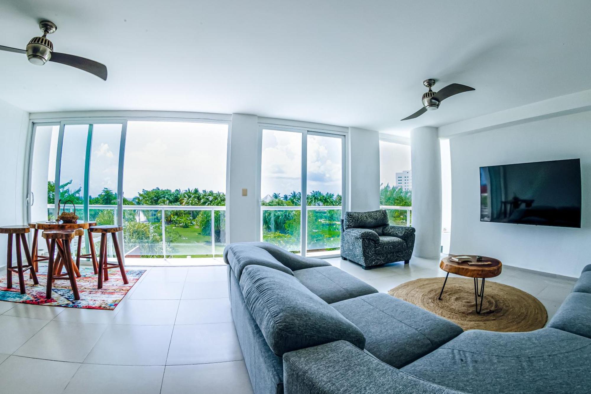 New Beachfront Luxury Apartments Cancún Kültér fotó