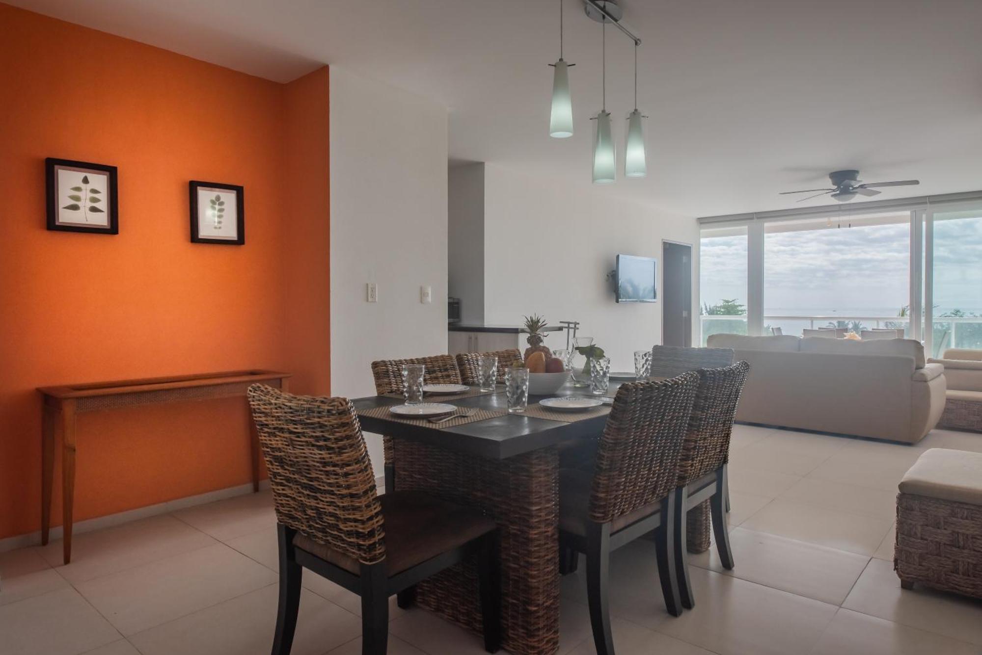 New Beachfront Luxury Apartments Cancún Kültér fotó